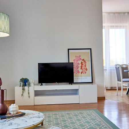 Wonderful Panoramic View Apartment Мукачево Екстер'єр фото