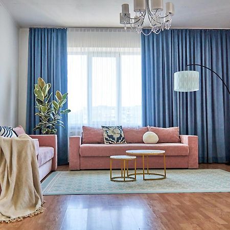 Wonderful Panoramic View Apartment Мукачево Екстер'єр фото